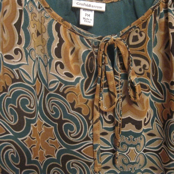 Woman's Top Petite Medium Croft & Barrow - Picture 2 of 5